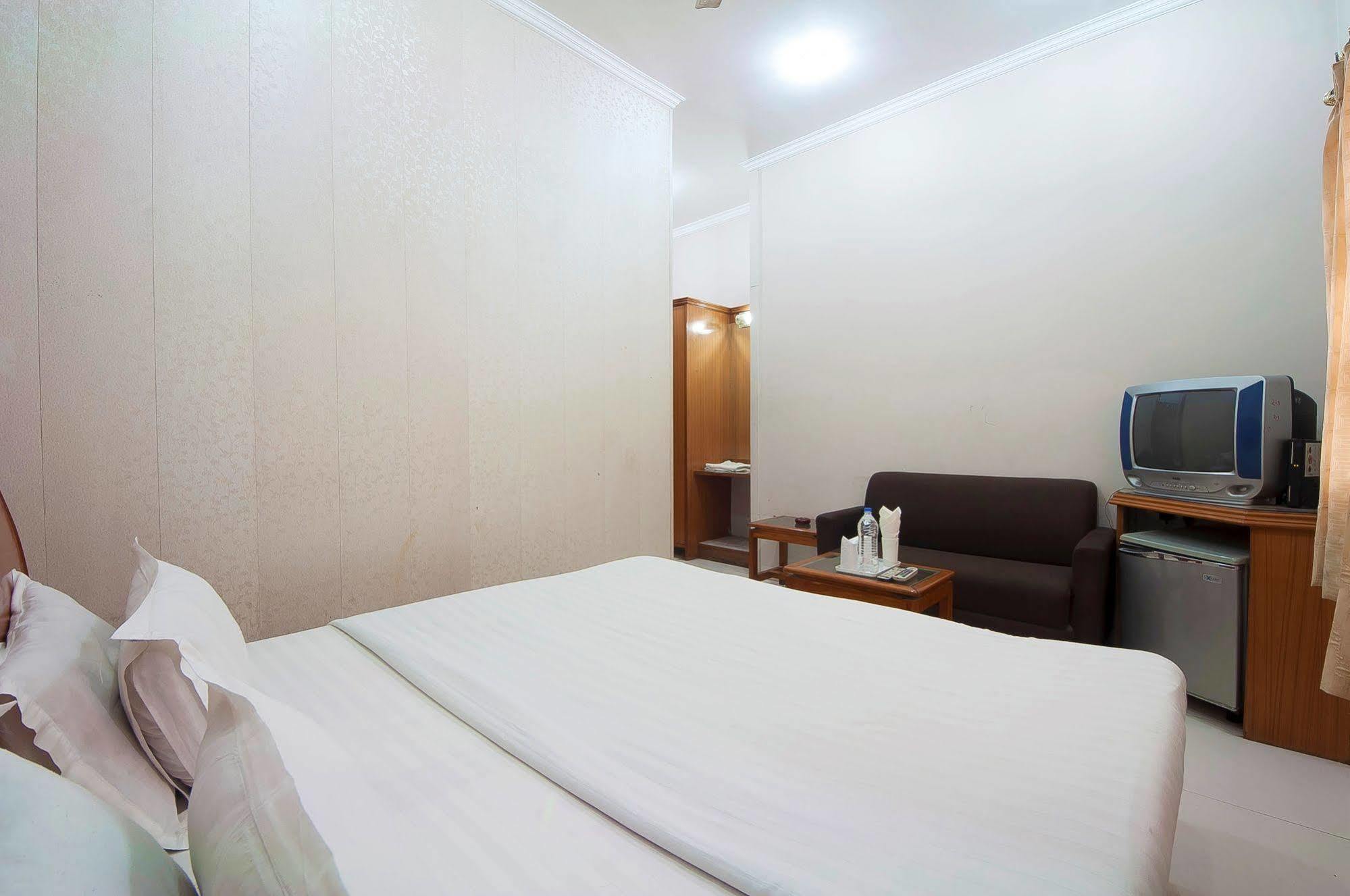 Fabhotel Basera Amritsar Exterior foto