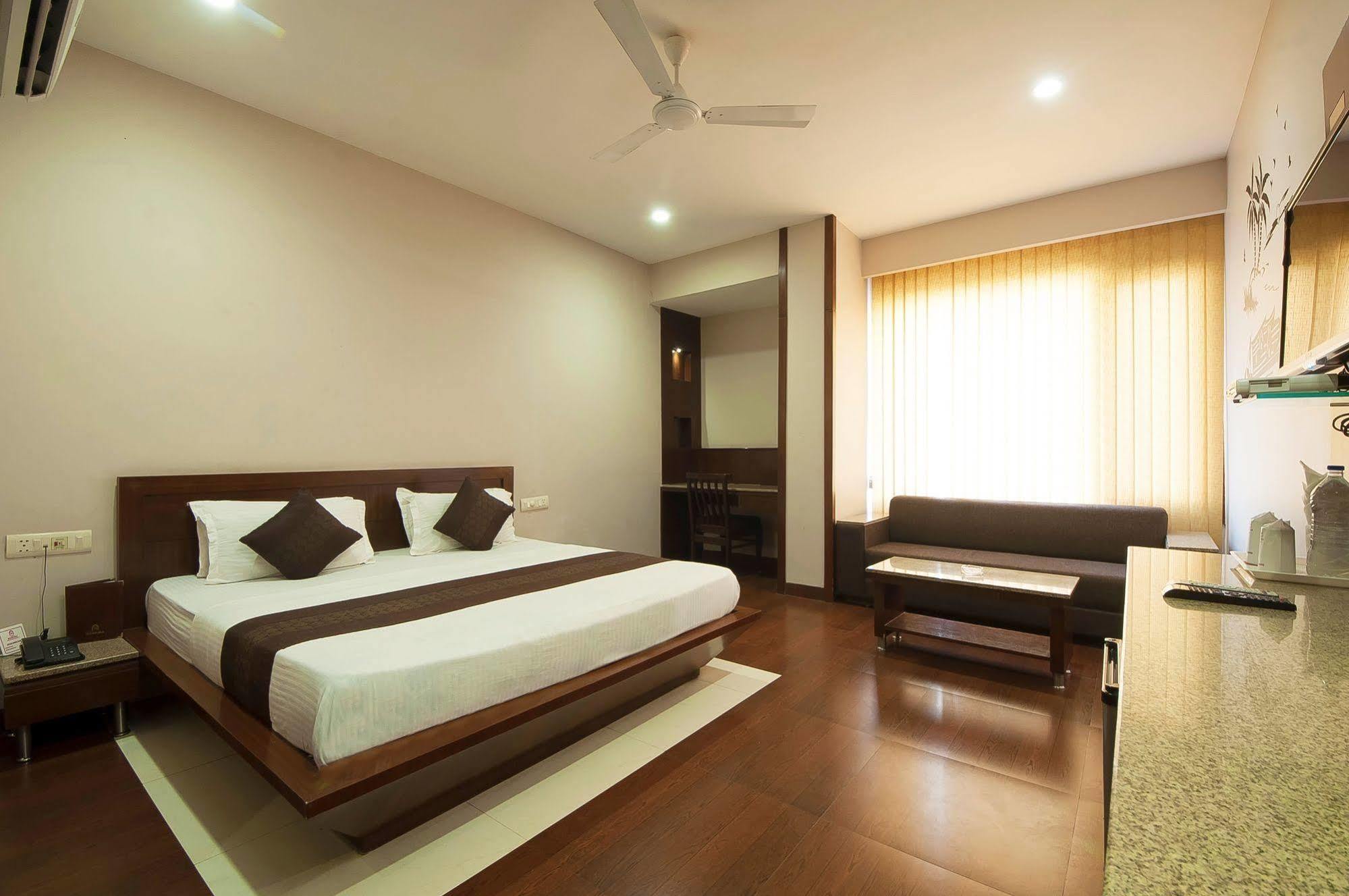 Fabhotel Basera Amritsar Exterior foto
